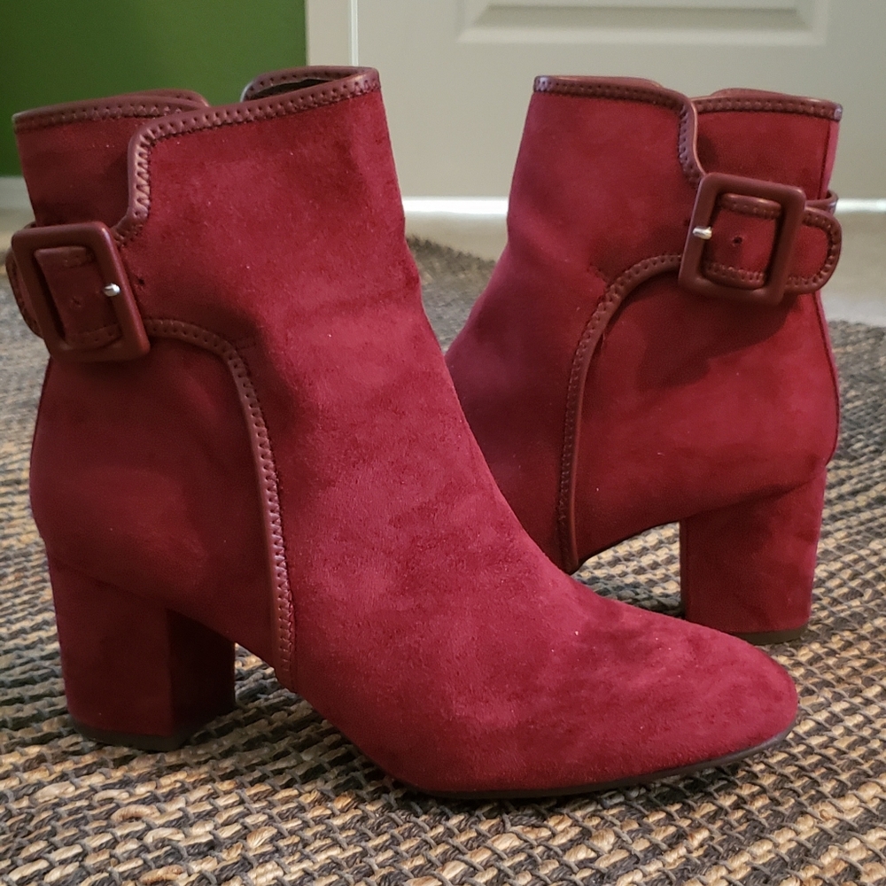 White Mountain booties